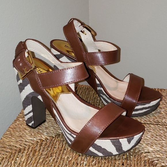 Sesto Meucci Jose Metallic Espadrille Wedge Silver | Where to buy & how to wear